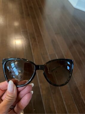Tory Burch Classic Black Cat-Eye Sunglasses - Women Accessories